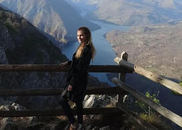 Vikendica Vikendica Jezdic