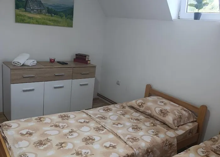 Vikendica Jezdic Vikendica Vezanja